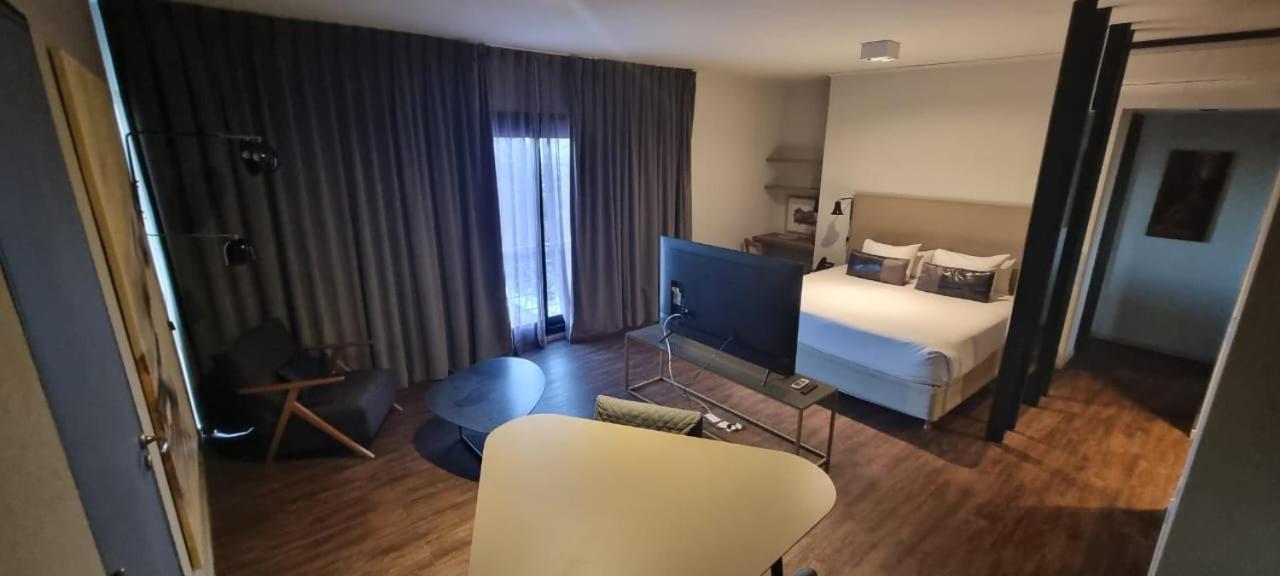 Kos Pilar Hotel Luaran gambar